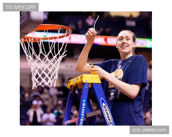 季前赛复盘：分析自由人队琼斯与斯图尔特双塔组合的防守效果